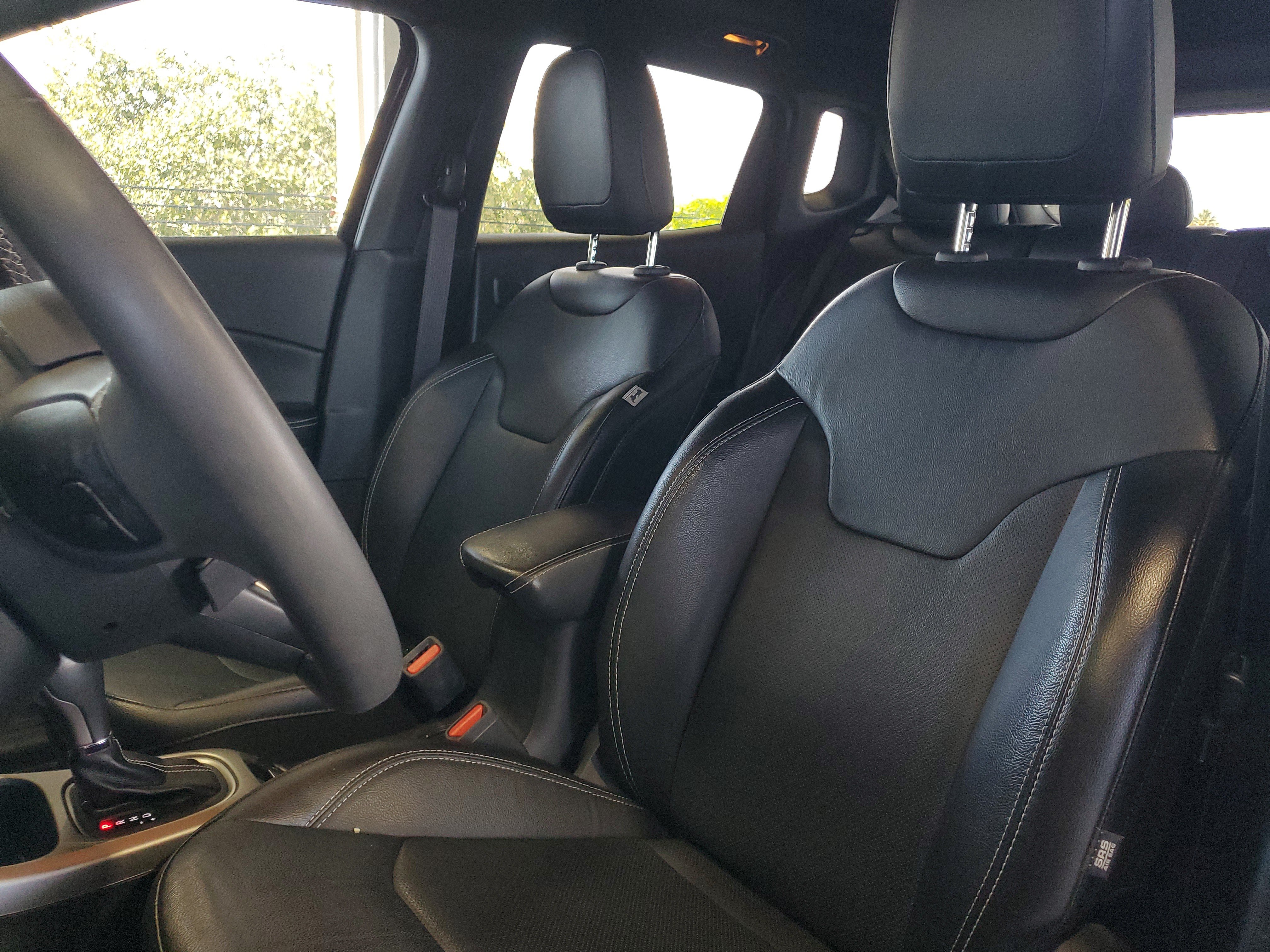 Used 2021 Jeep Compass Latitude w/ Sun and Sound Group FWD image 18