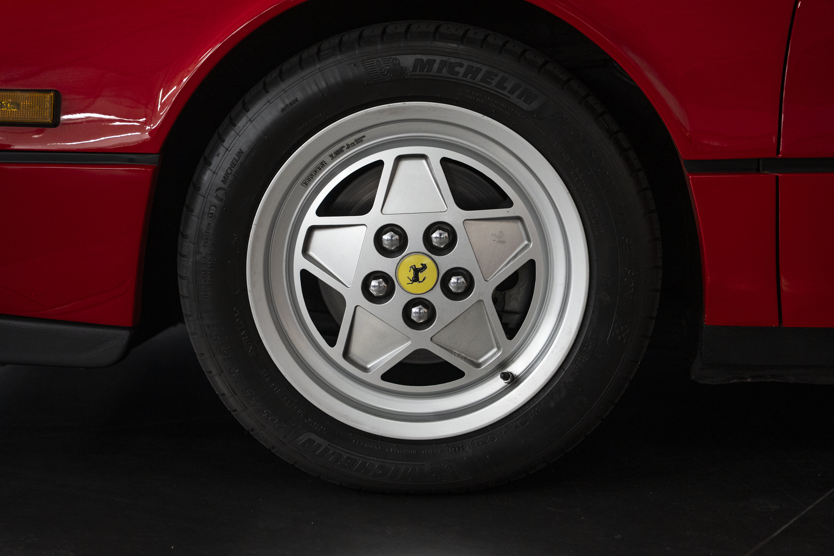 Used 1988 Ferrari 328 GTS RWD image 20