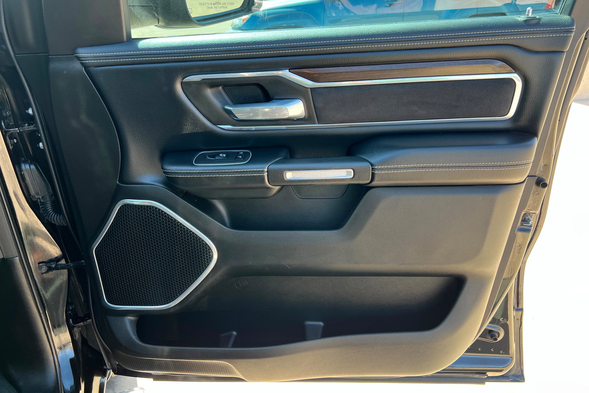 Used 2022 RAM 1500 Laramie image 22