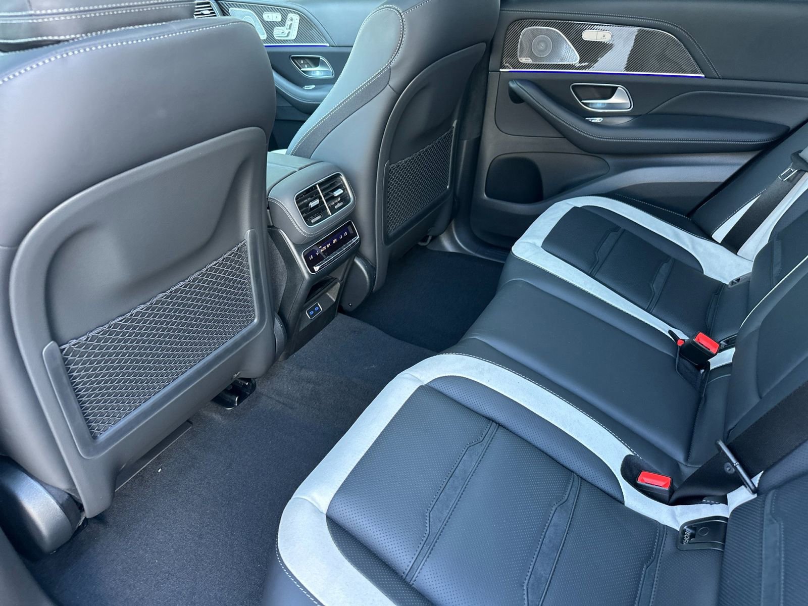 New 2026 Mercedes-Benz GLE 63 AMG S image 12