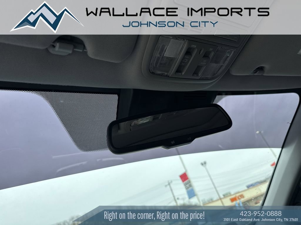 Used 2021 Honda CR-V Touring image 17