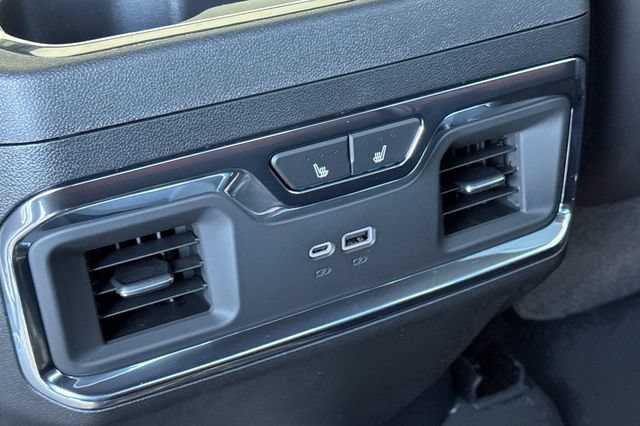 New 2026 GMC Sierra 3500 Denali Ultimate AWD/4WD image 14