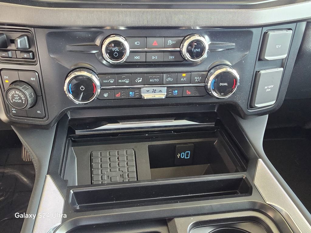 New 2026 Ford F250 Platinum w/ Tremor Off-Road Package image 36