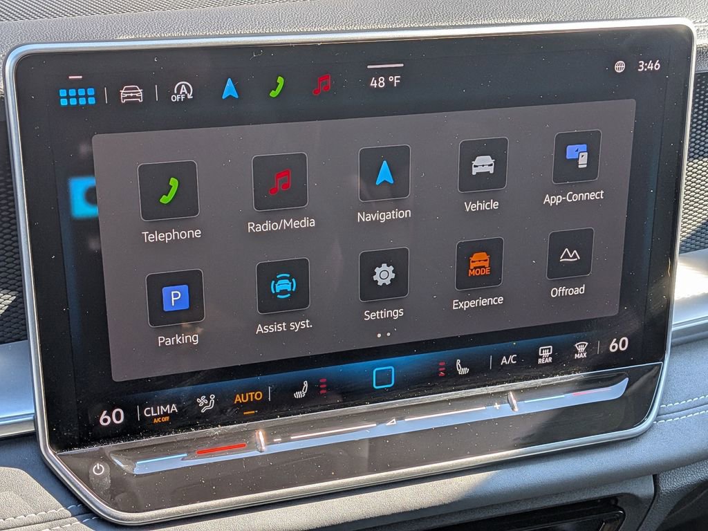 Used 2025 Volkswagen Tiguan SE w/ Panoramic Sunroof Package AWD/4WD image 20