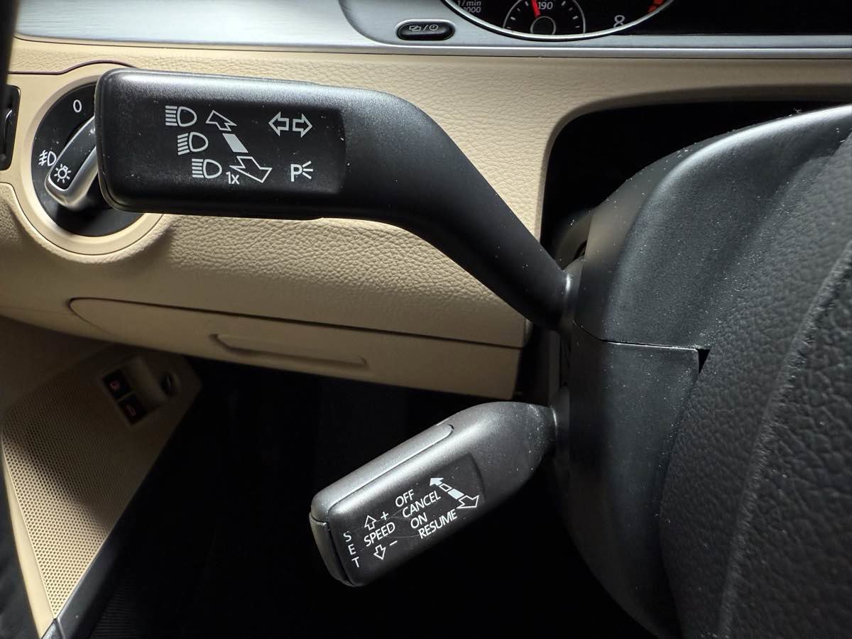 Used 2014 Volkswagen CC Sport FWD image 16