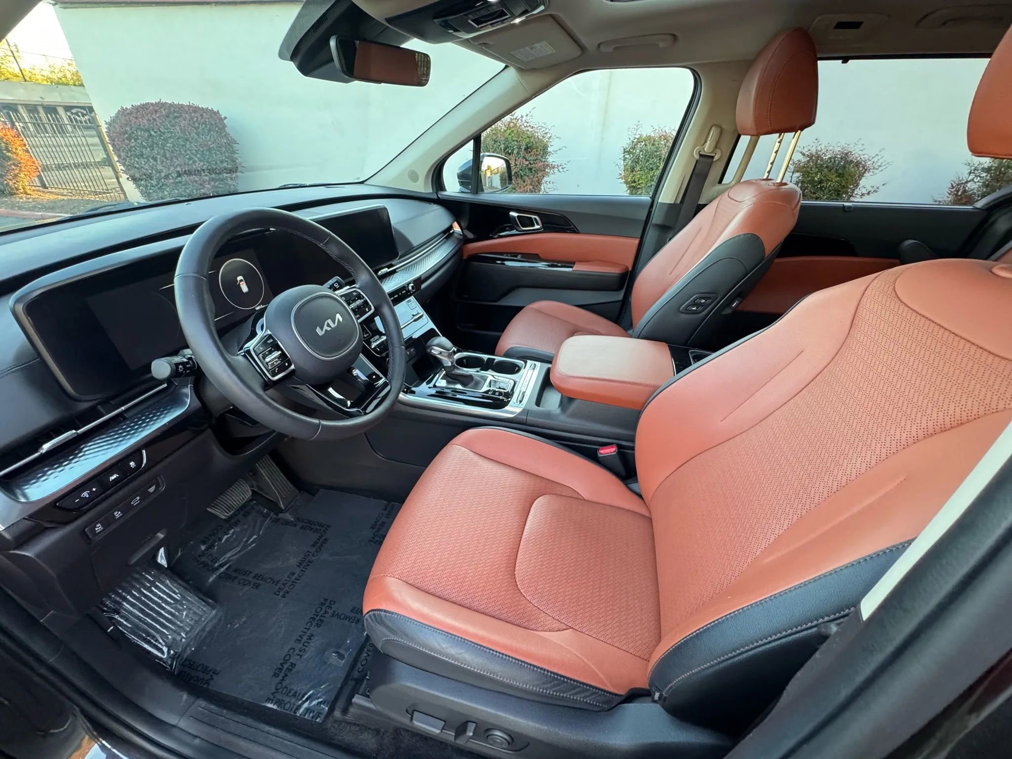 Used 2024 Kia Carnival SX Prestige image 10