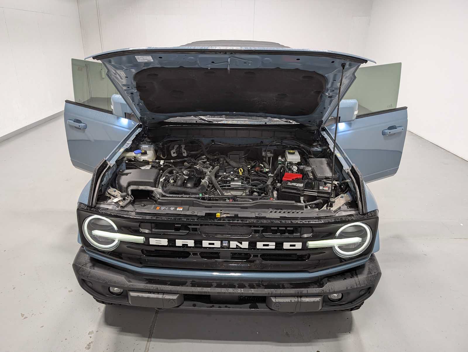 Used 2022 Ford Bronco Outer Banks AWD/4WD image 13