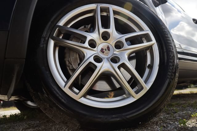 Used 2014 Porsche Cayenne Diesel AWD/4WD image 34