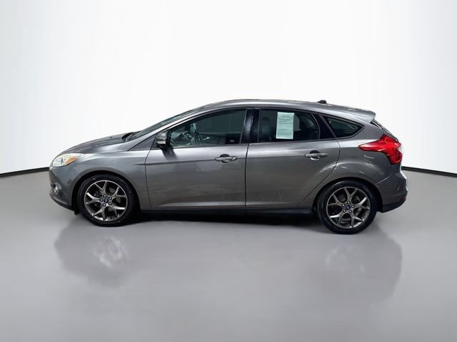 Used 2014 Ford Focus SE w/ Equipment Group 201A FWD image 9