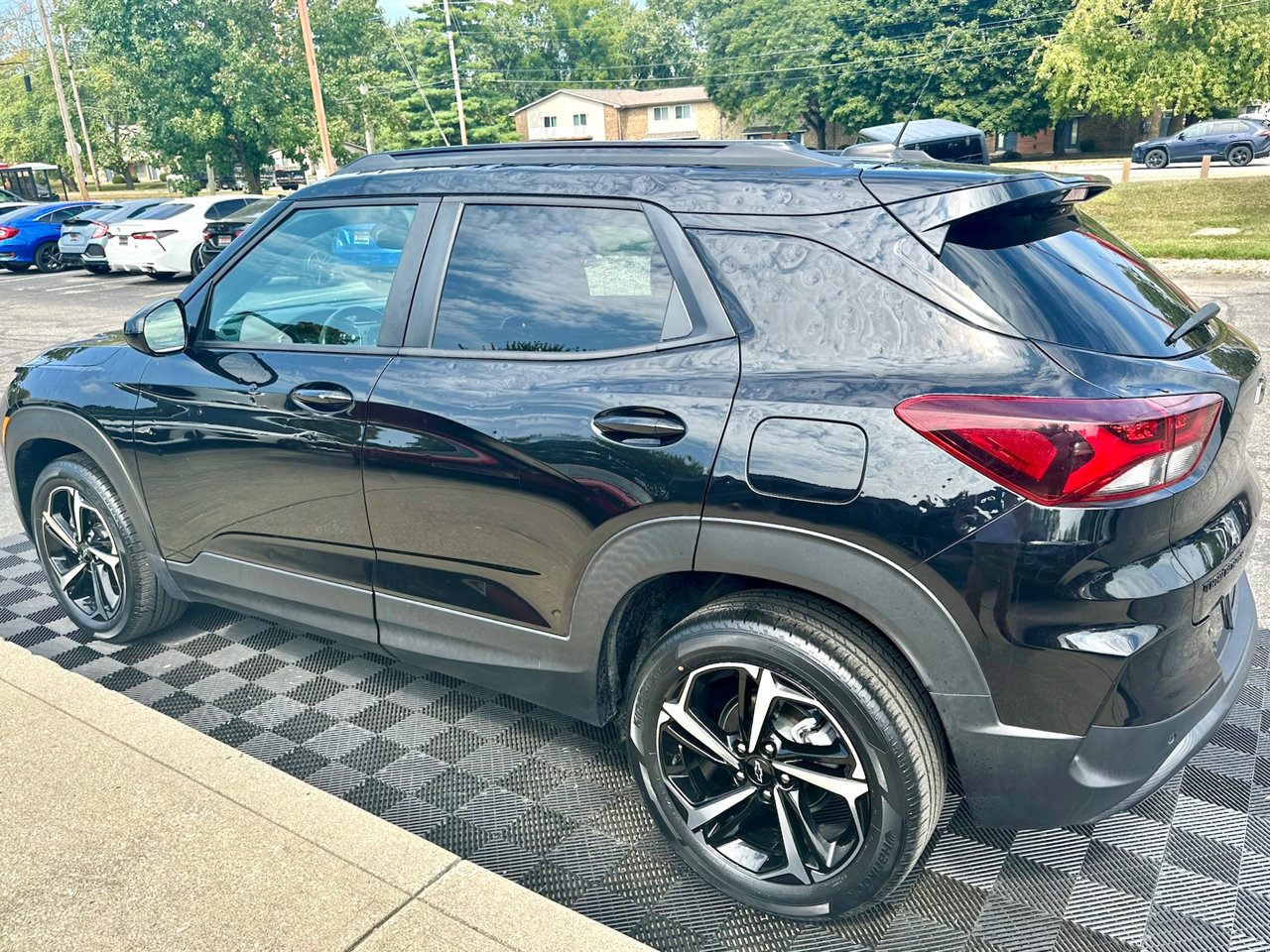 Used 2022 Chevrolet TrailBlazer RS w/ Convenience Package image 3