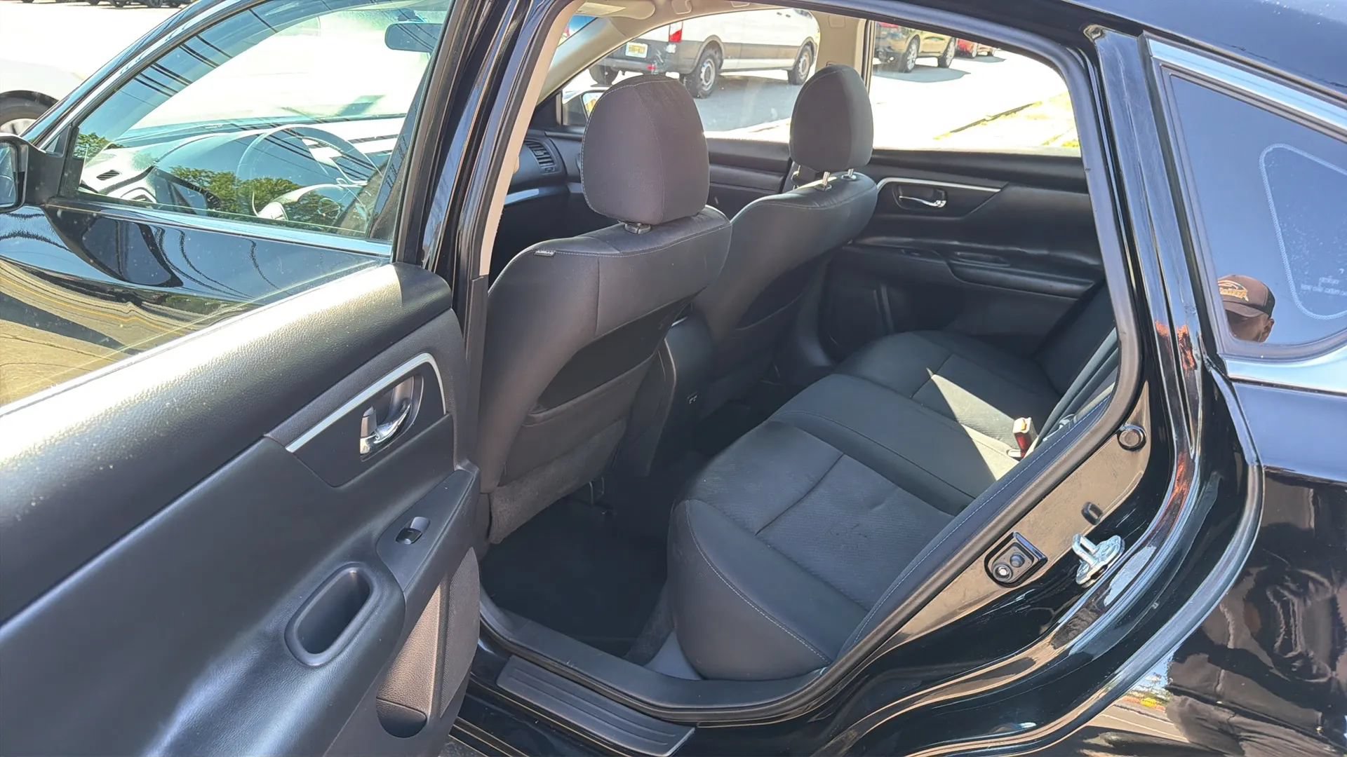 Used 2018 Nissan Altima 2.5 SR FWD image 27