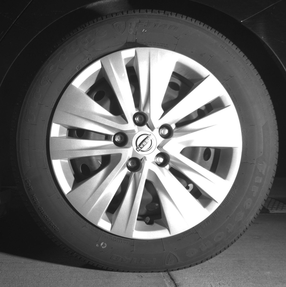 Used 2025 Nissan Sentra S image 14