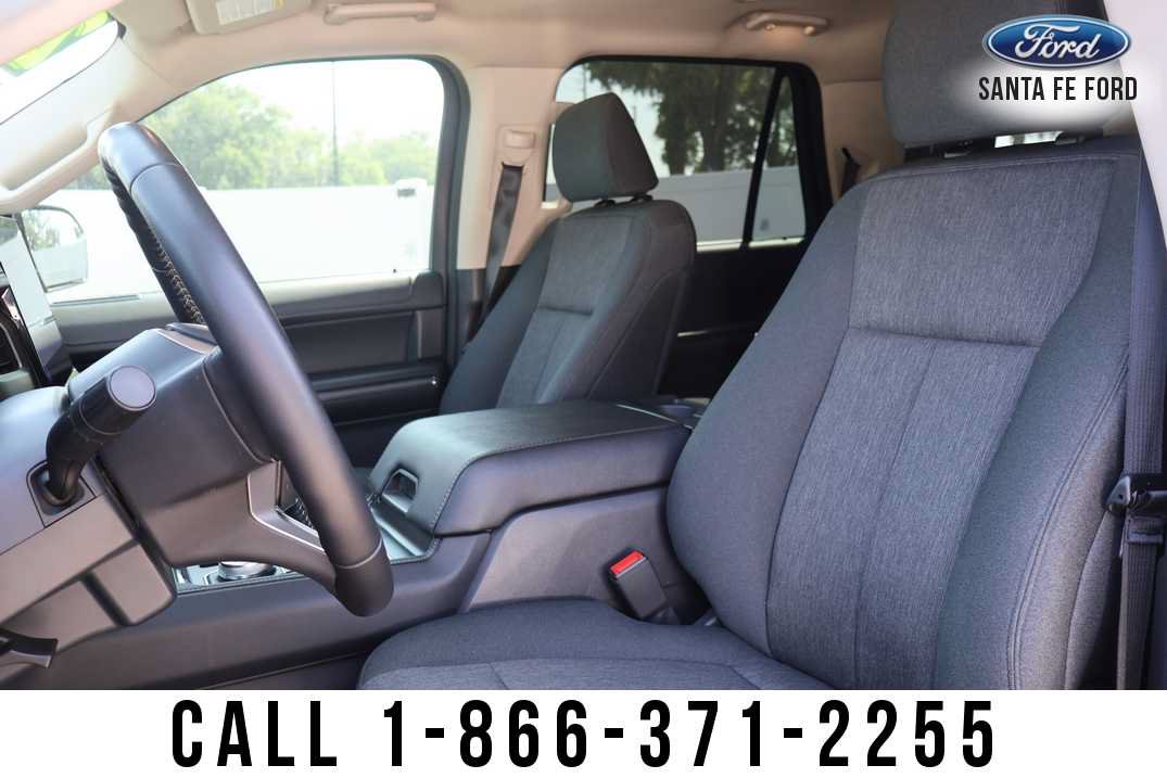 Used 2024 Ford Expedition XLT AWD/4WD image 13