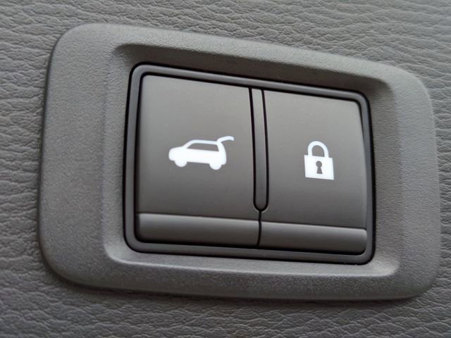 New 2025 Mitsubishi Outlander SEL image 19