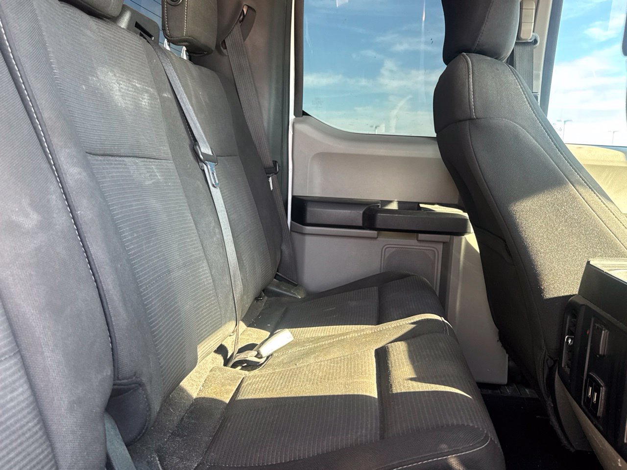 Used 2017 Ford F150 XL w/ Equipment Group 101A Mid AWD/4WD image 32