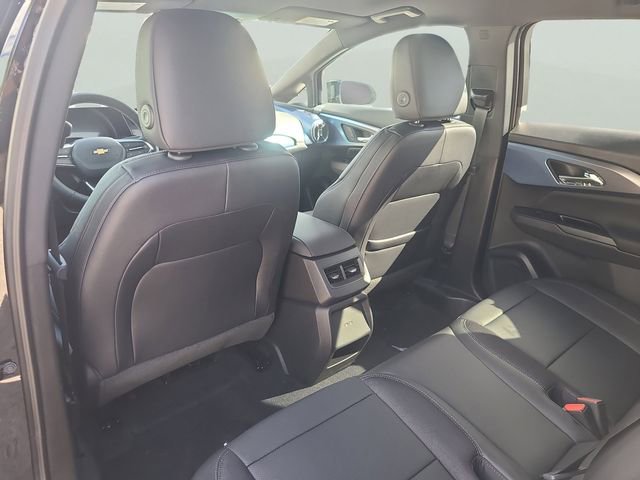 New 2026 Chevrolet Equinox EV LT w/ LPO, Blackout Package FWD image 15