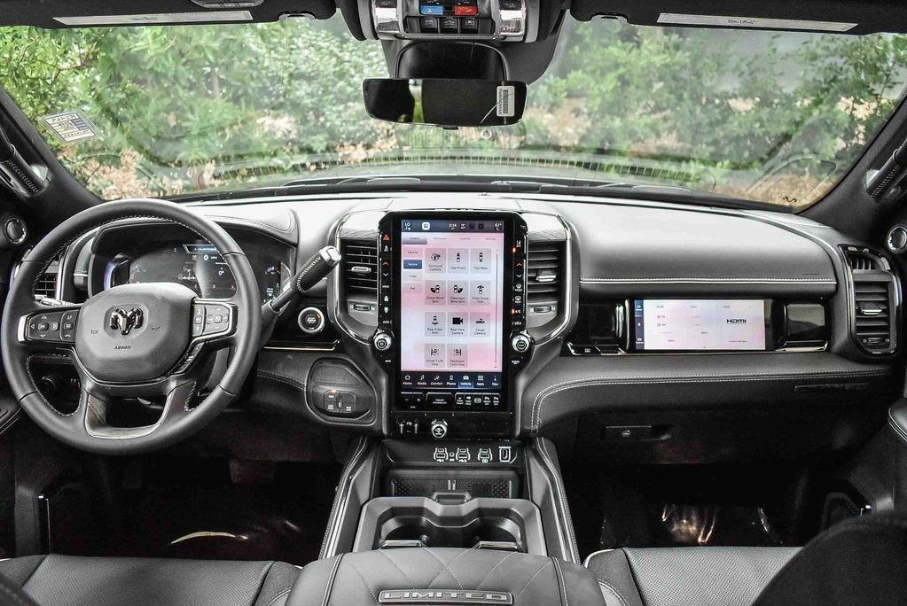 New 2026 RAM 2500 Limited image 12