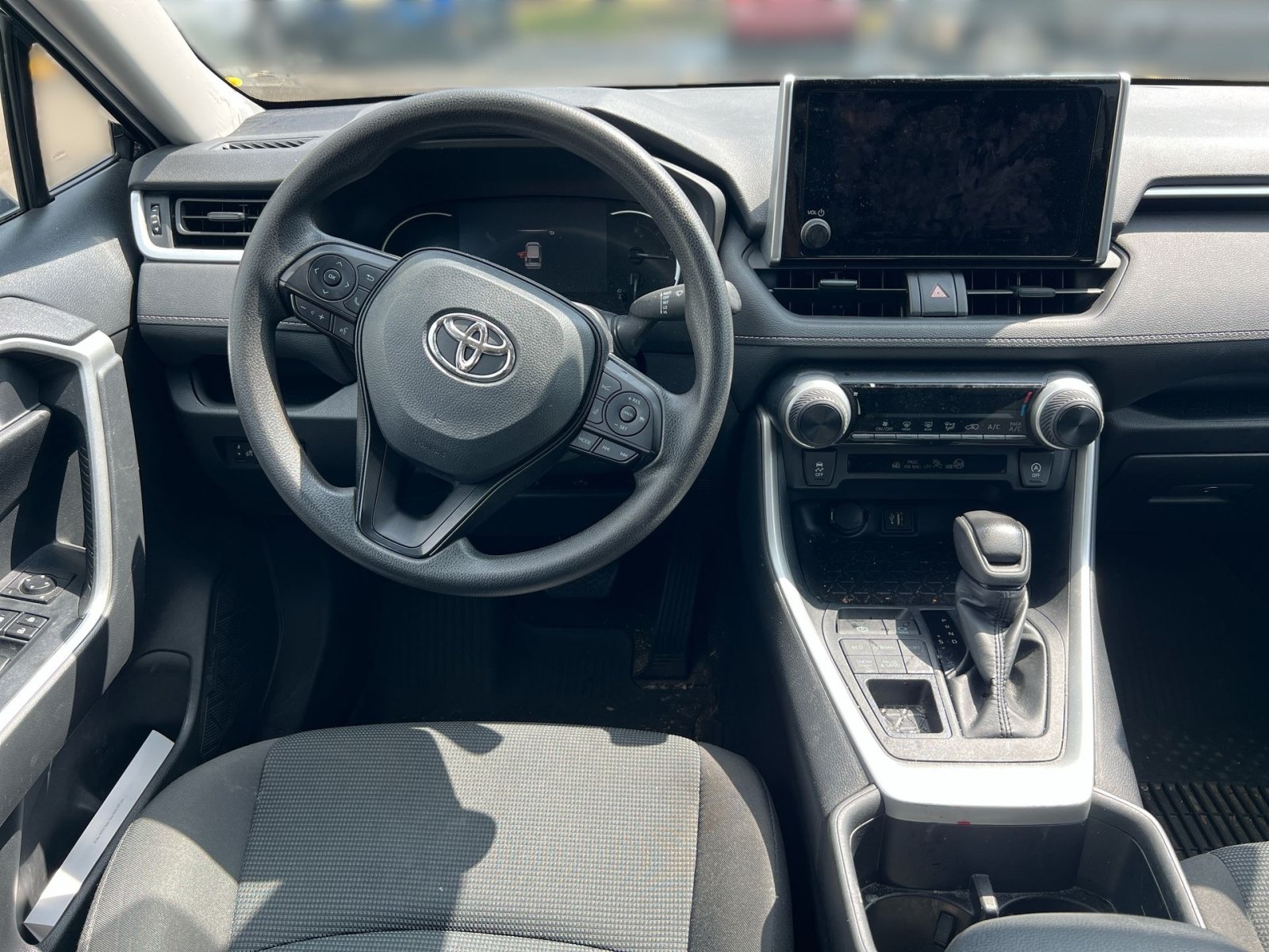 Used 2023 Toyota RAV4 LE AWD/4WD image 19