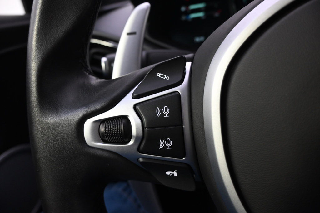 Used 2020 Aston Martin V8 Vantage Coupe RWD image 37