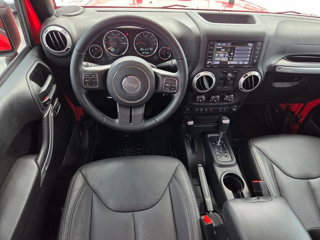 Used 2018 Jeep Wrangler Unlimited Sahara w/ Connectivity Group AWD/4WD image 10