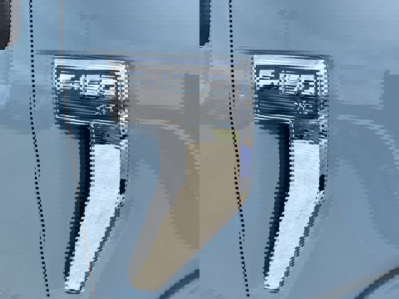 Used 2023 Ford F150 XLT w/ Equipment Group 302A High image 8