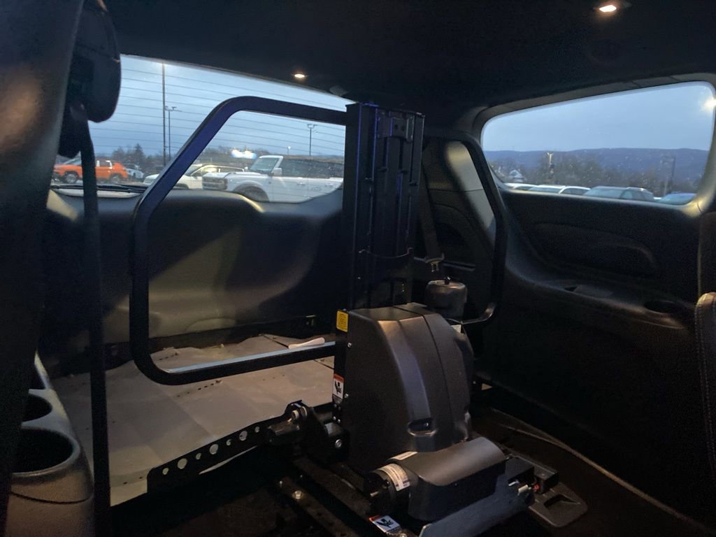 Certified 2020 Chrysler Pacifica Touring w/ S Appearance Package image 12