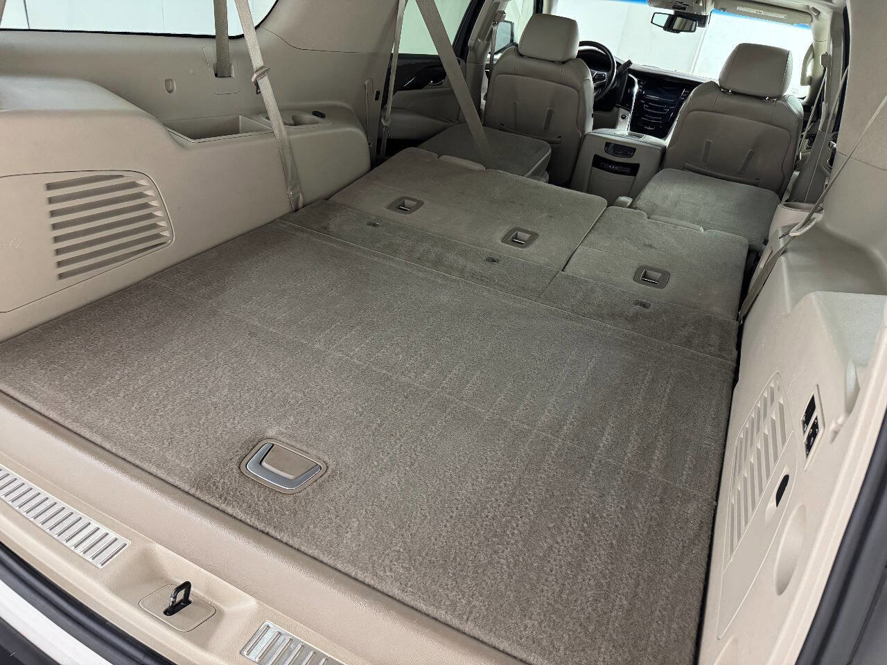 Used 2016 Cadillac Escalade ESV Premium AWD/4WD image 95