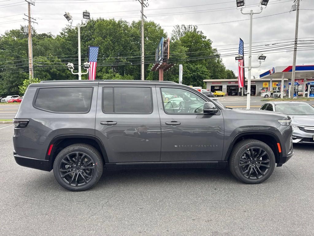 New 2026 Jeep Grand Wagoneer Summit AWD/4WD image 4