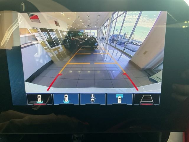 Used 2025 Chevrolet Corvette Z06 w/ Battery Protection Package image 18