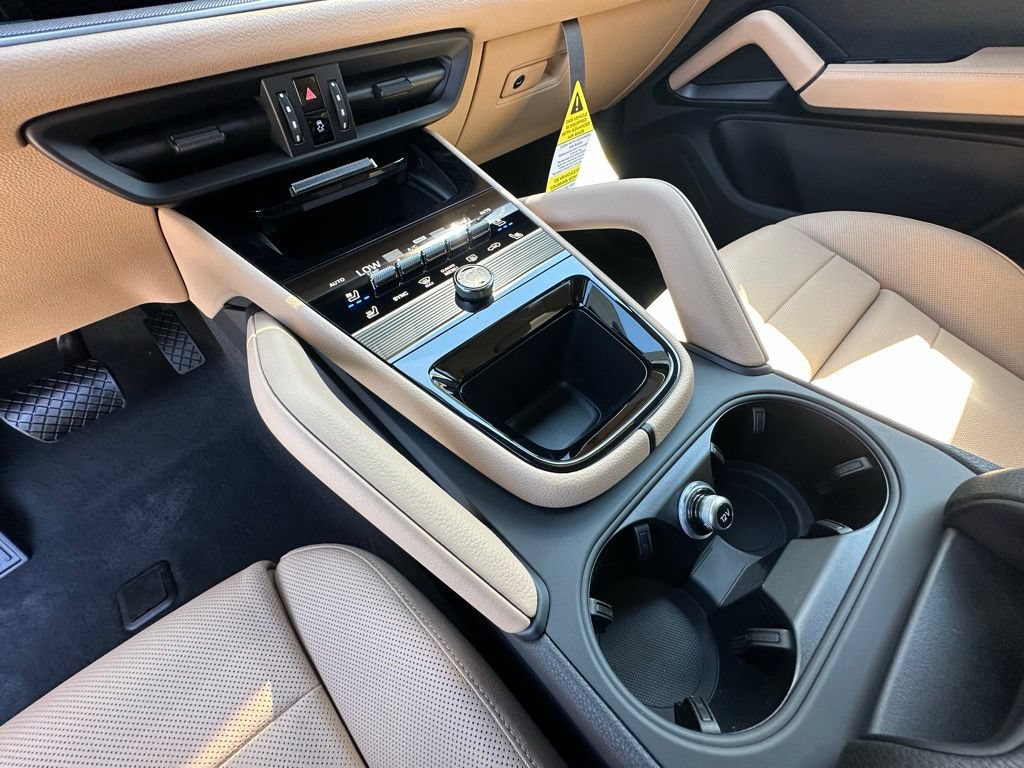 New 2026 Porsche Cayenne AWD/4WD image 29