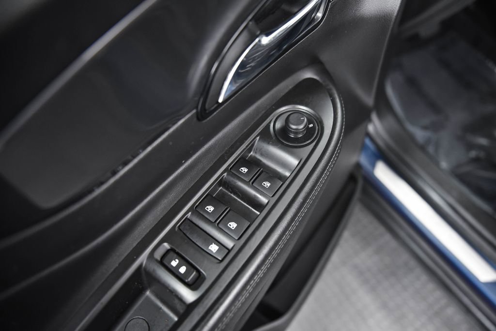 Used 2020 Buick Encore Preferred w/ Safety Package image 12