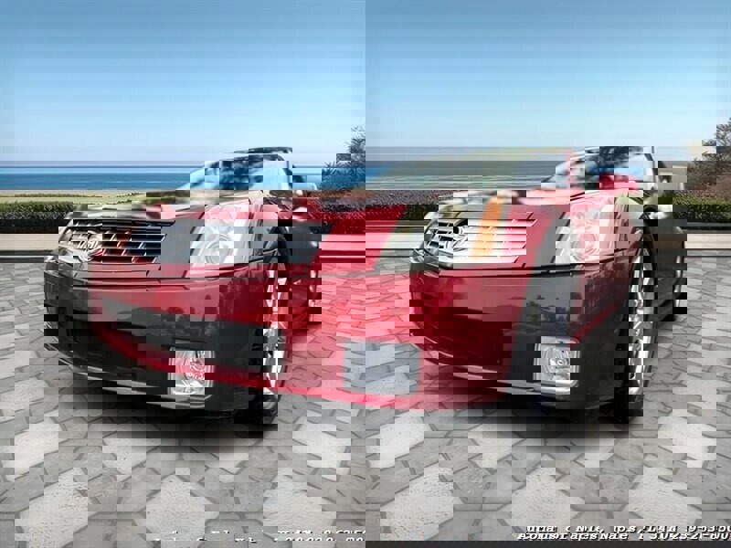 Used 2004 Cadillac XLR image 8