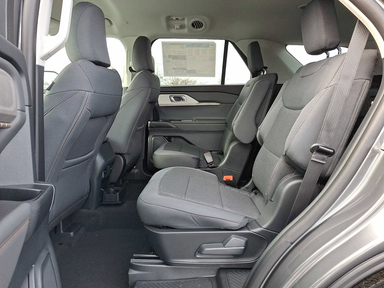 New 2026 Ford Explorer Active AWD/4WD image 8