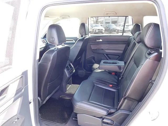 Used 2022 Volkswagen Atlas SE image 12