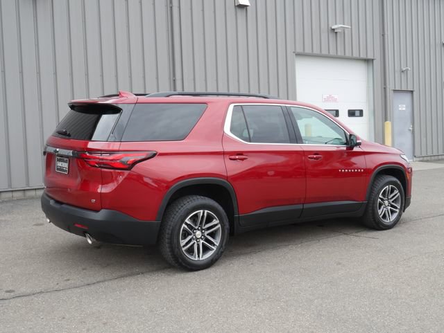 Used 2022 Chevrolet Traverse LT w/ LT Premium Package image 12