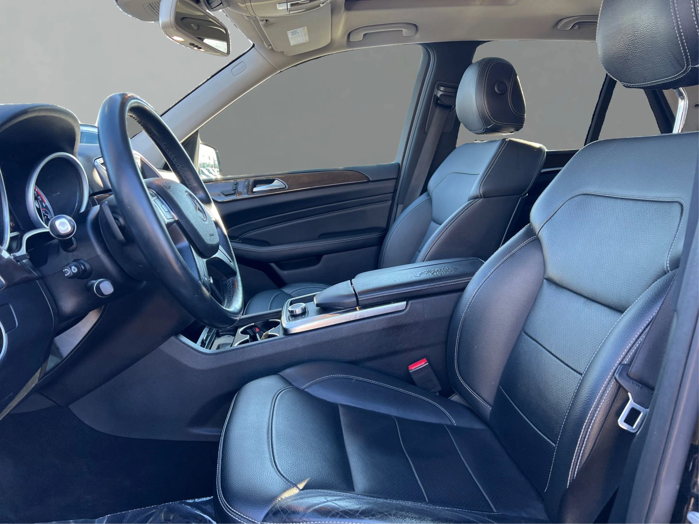 Used 2015 Mercedes-Benz ML 350 4MATIC image 9