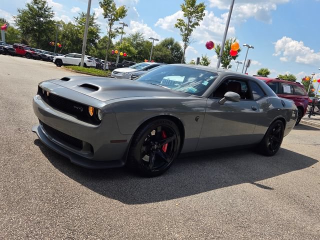 Used 2019 Dodge Challenger SRT Hellcat w/ Laguna Leather Package RWD image 4