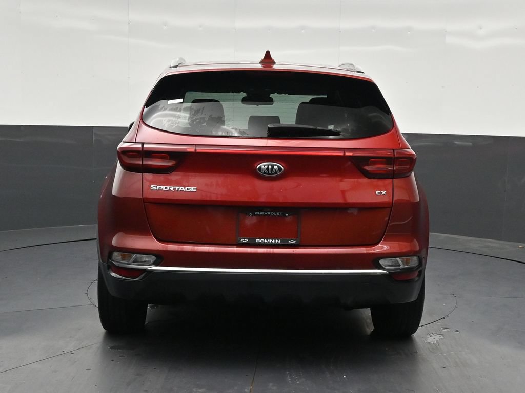 Used 2020 Kia Sportage EX FWD image 4