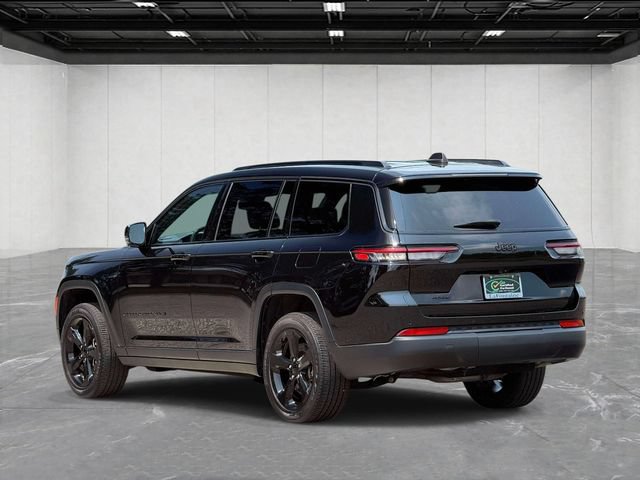 Used 2023 Jeep Grand Cherokee L Laredo AWD/4WD image 3