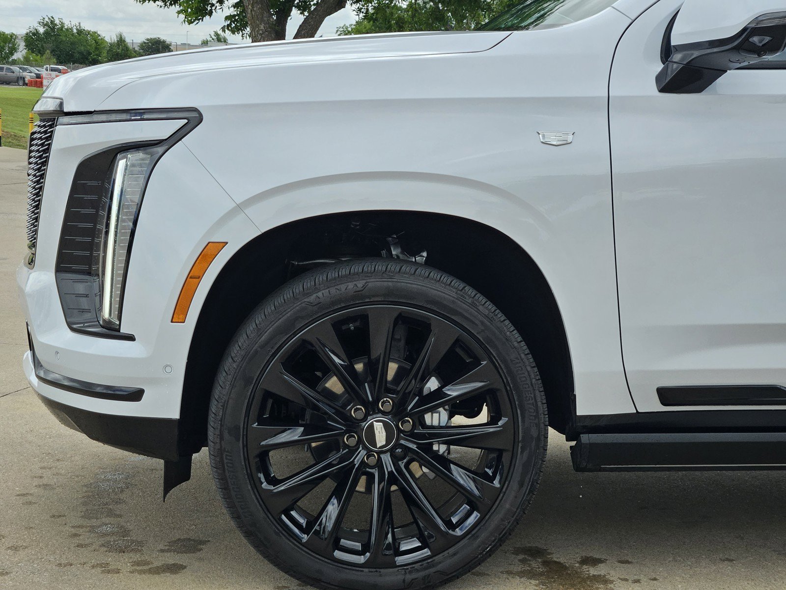 New 2026 Cadillac Escalade Platinum Sport w/ LPO, ONYX Package AWD/4WD image 6