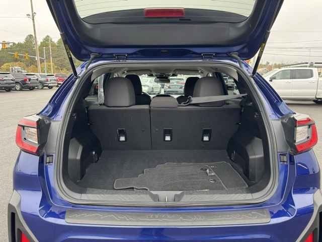 Used 2024 Subaru Crosstrek 2.0i Premium image 11