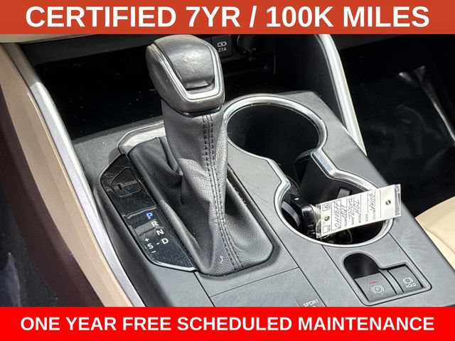 Used 2021 Toyota Highlander XLE AWD/4WD image 23