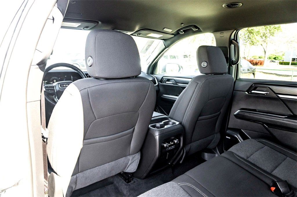 Used 2025 GMC Acadia Elevation image 28