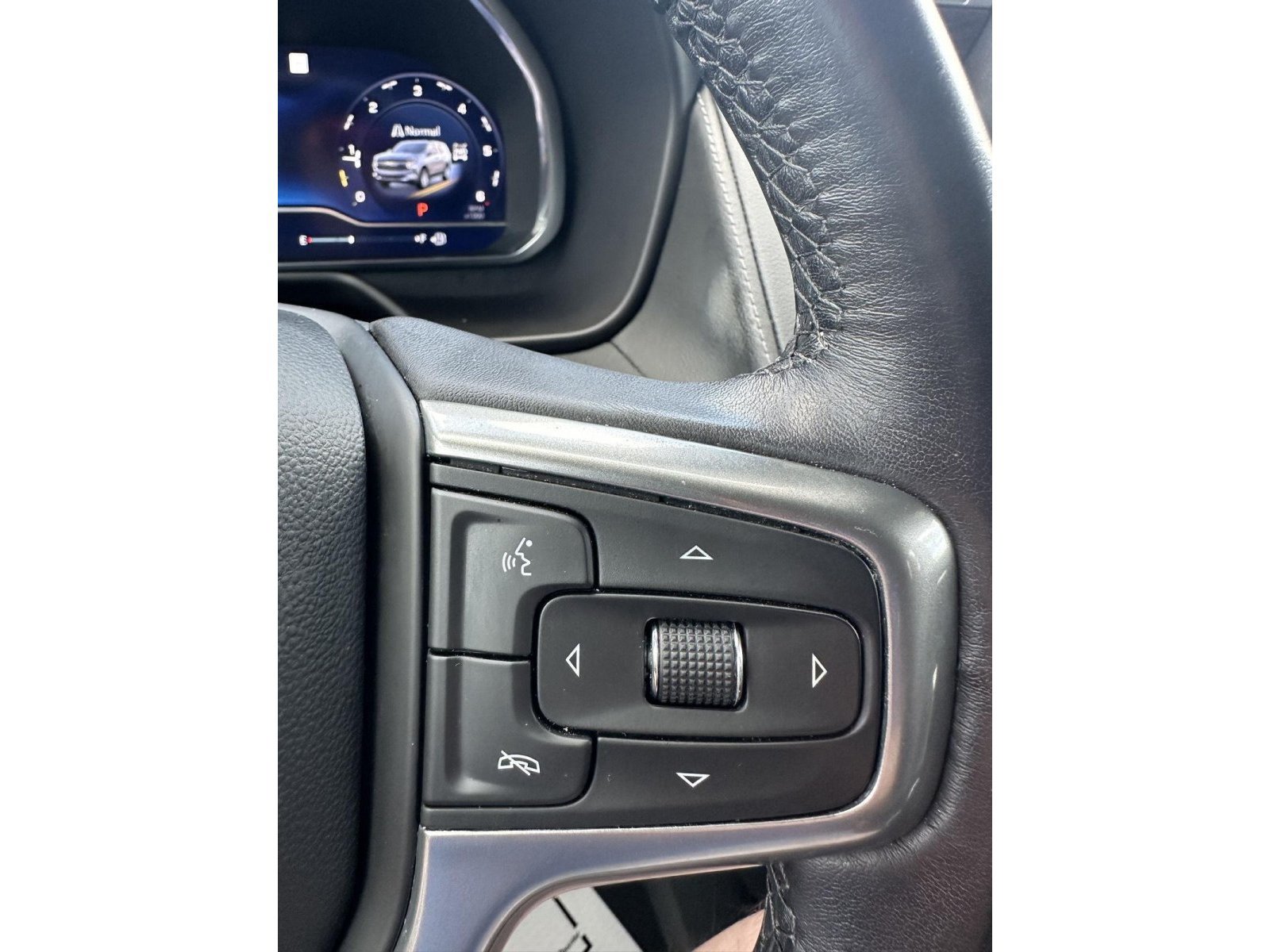 Used 2022 Chevrolet Tahoe LT AWD/4WD image 28