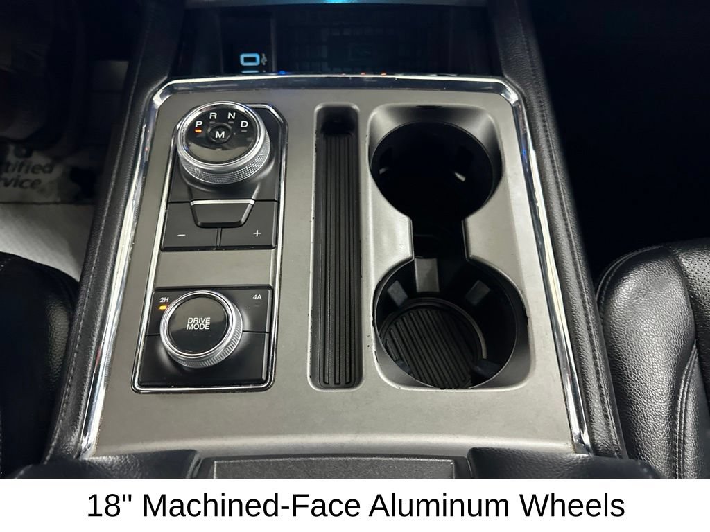 Used 2019 Ford Expedition XLT w/ Equipment Group 202A AWD/4WD image 53