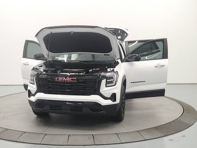 Used 2026 GMC Terrain Elevation w/ Black Edition AWD/4WD image 12