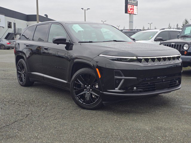 Used 2024 Jeep Wagoneer S image 1