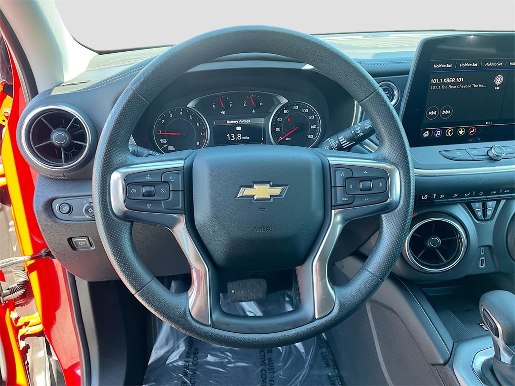 Used 2024 Chevrolet Blazer LT w/ Convenience Package image 11