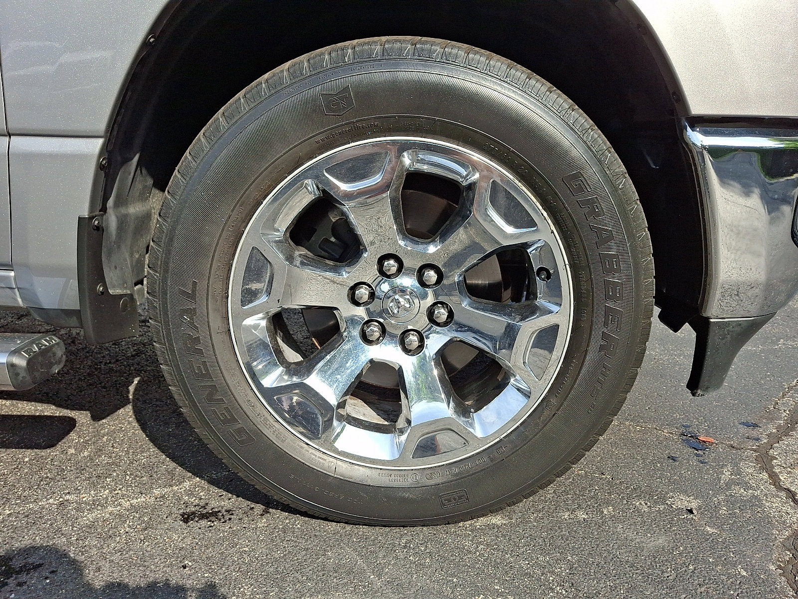 Certified 2019 RAM 1500 Big Horn AWD/4WD image 8