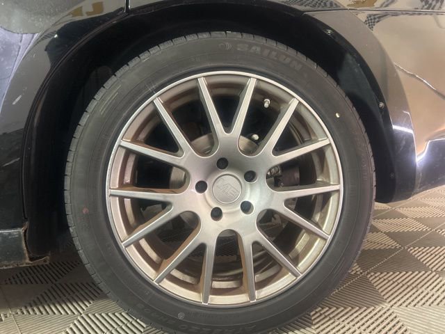 Used 2013 Chrysler 200 LX image 10